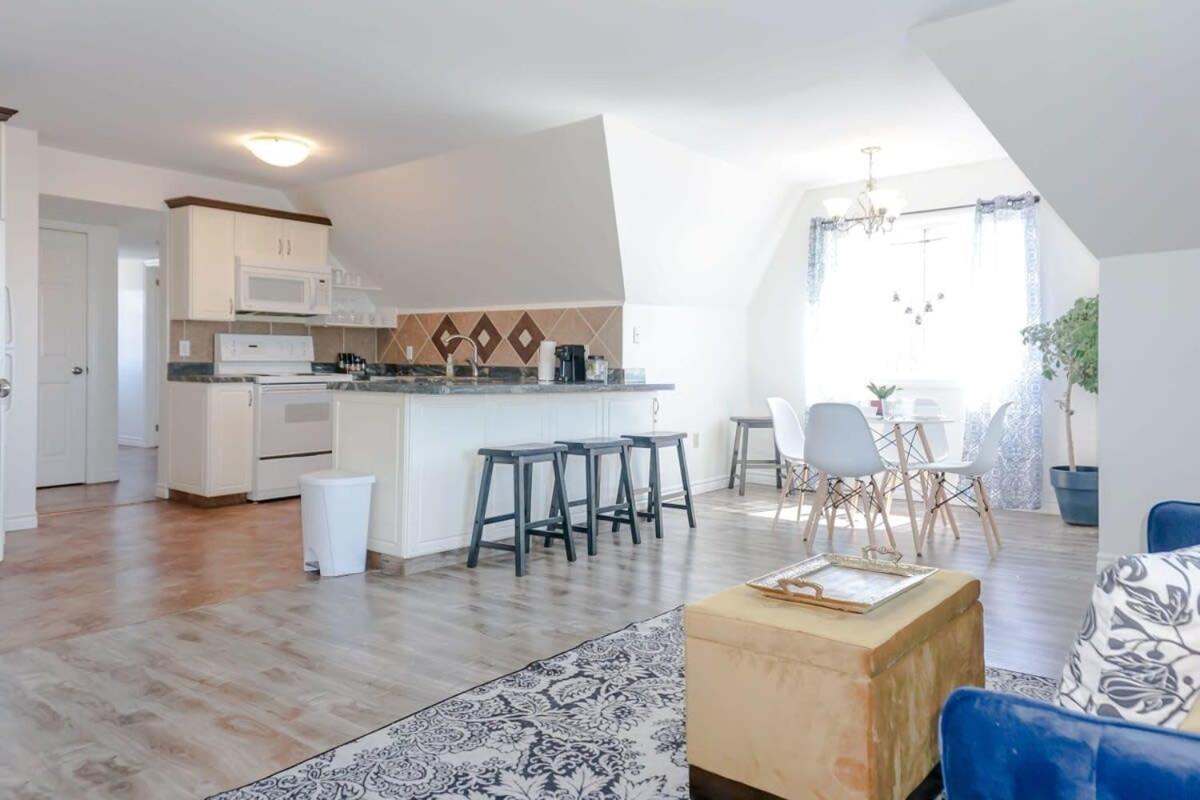 Amazing Location In Saint John 2 Bedroom Modern Parking New Екстер'єр фото