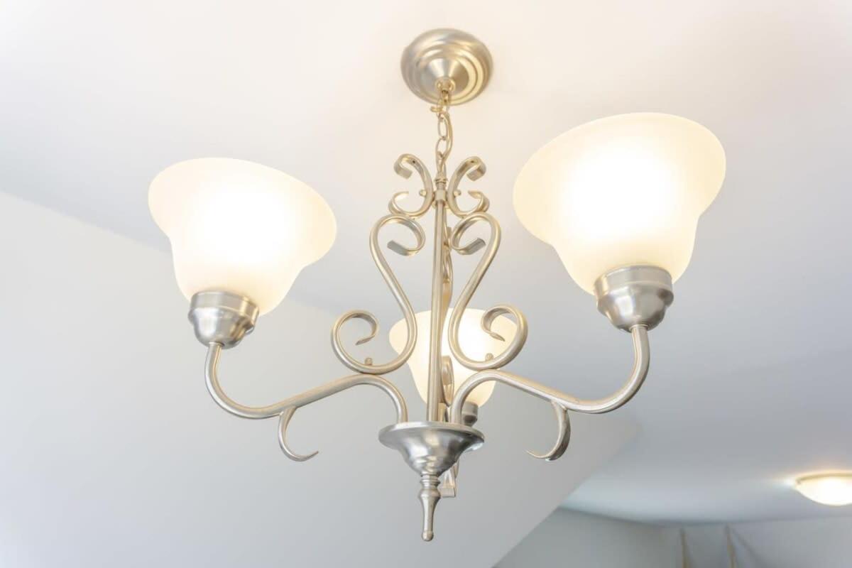 Amazing Location In Saint John 2 Bedroom Modern Parking New Екстер'єр фото