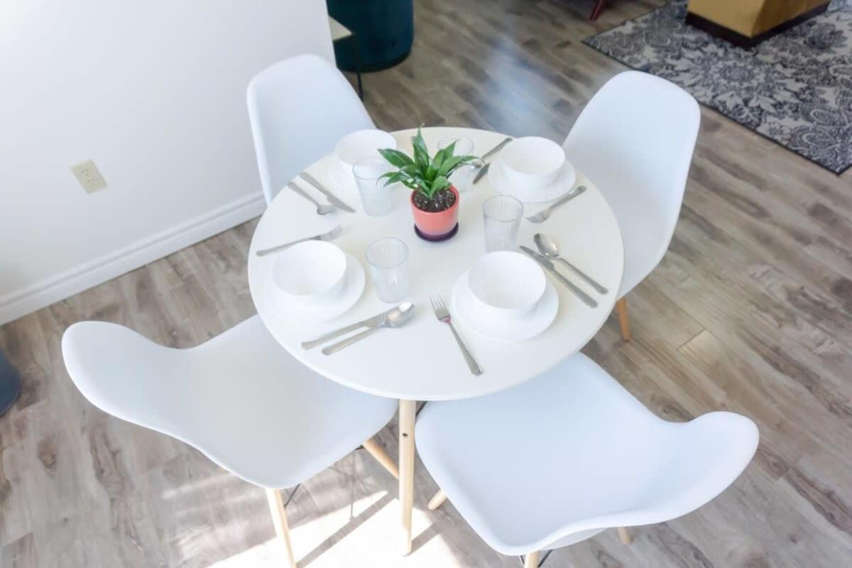 Amazing Location In Saint John 2 Bedroom Modern Parking New Екстер'єр фото