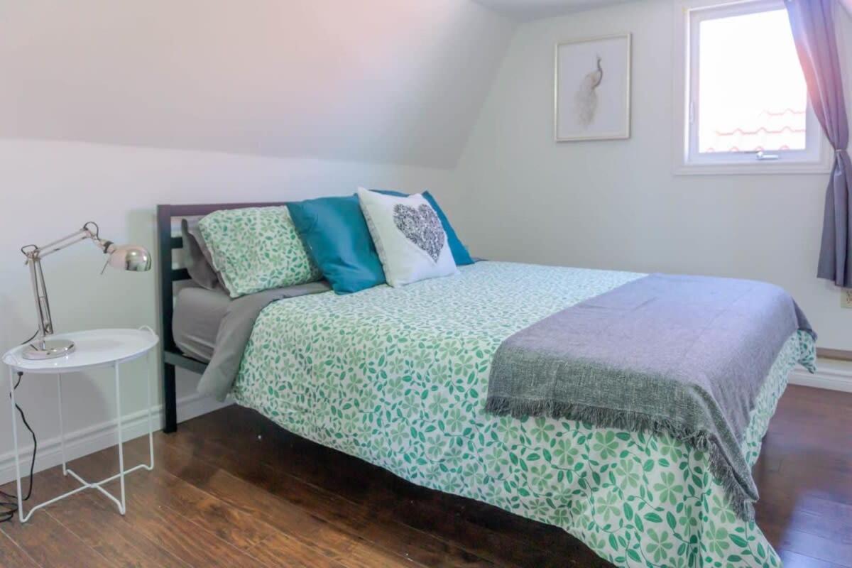 Amazing Location In Saint John 2 Bedroom Modern Parking New Екстер'єр фото