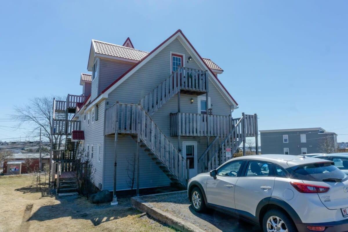 Amazing Location In Saint John 2 Bedroom Modern Parking New Екстер'єр фото