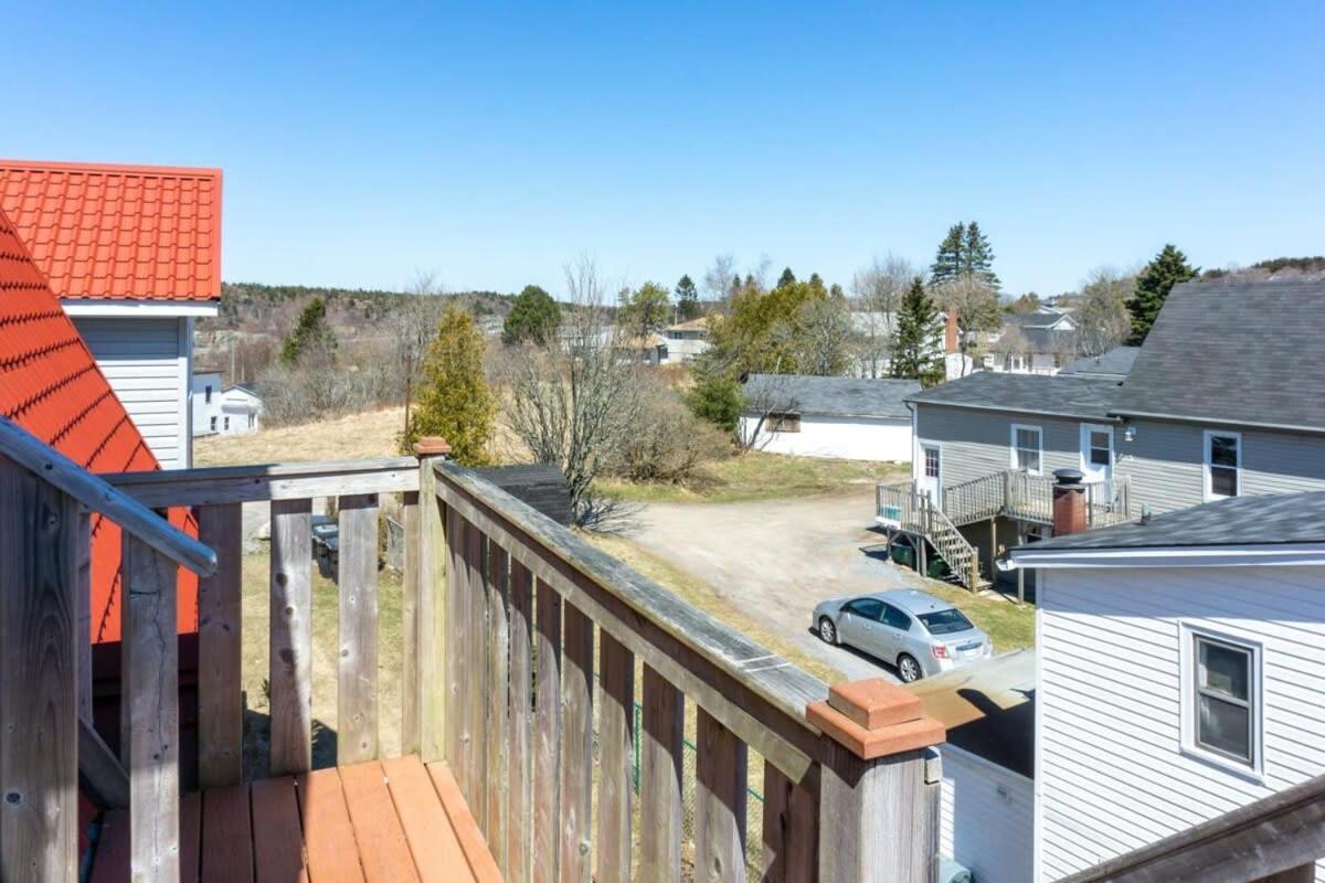 Amazing Location In Saint John 2 Bedroom Modern Parking New Екстер'єр фото